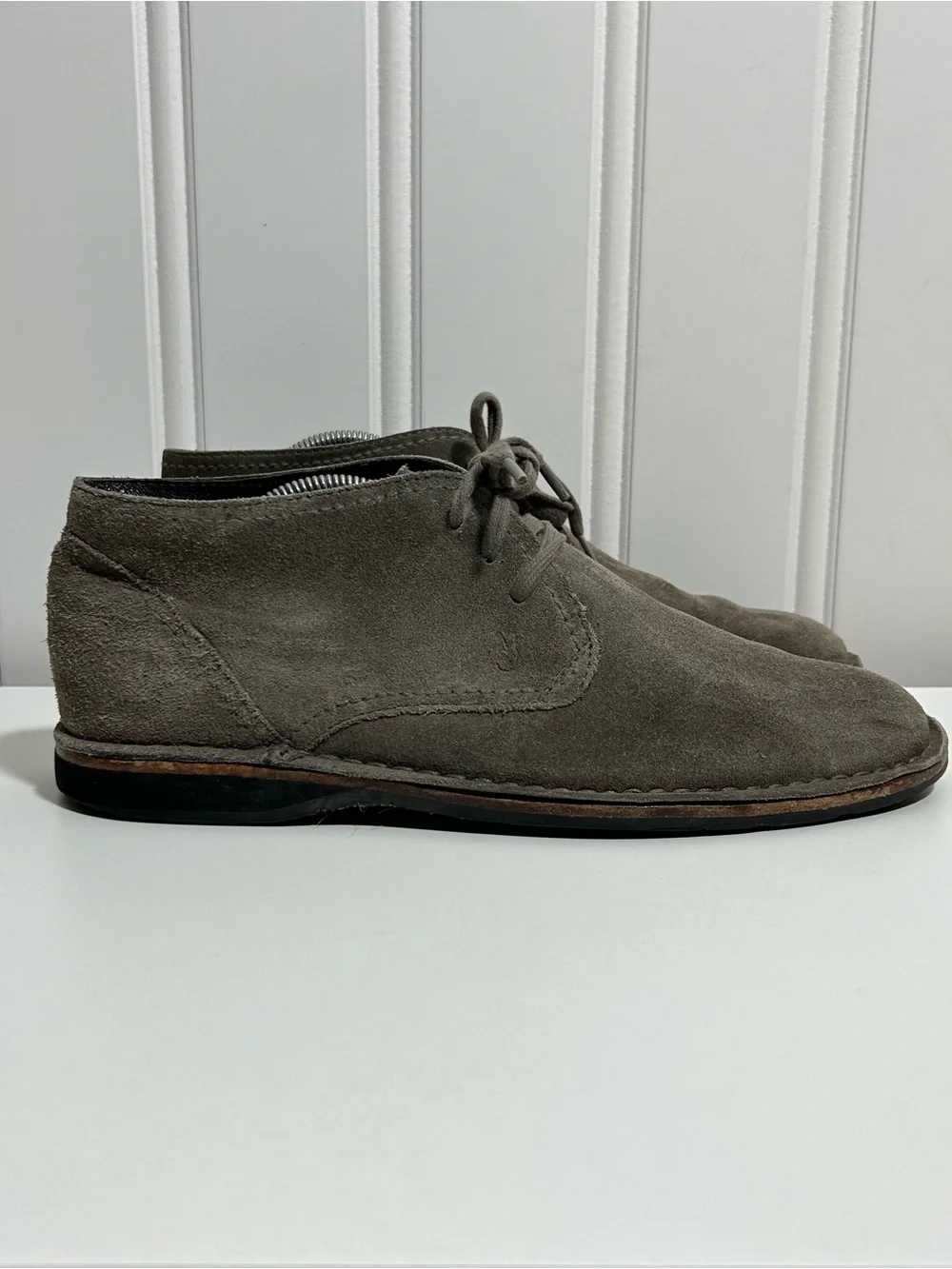 John varvatos lace Men's Gray Suede Chukka Boots